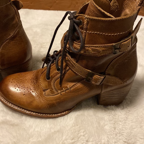Bed Stu Lace up Heeled boots Size 8 EUC! - Picture 2 of 14